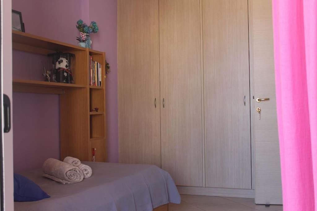 Maria'S Airport Apartment Koropíon Exterior foto